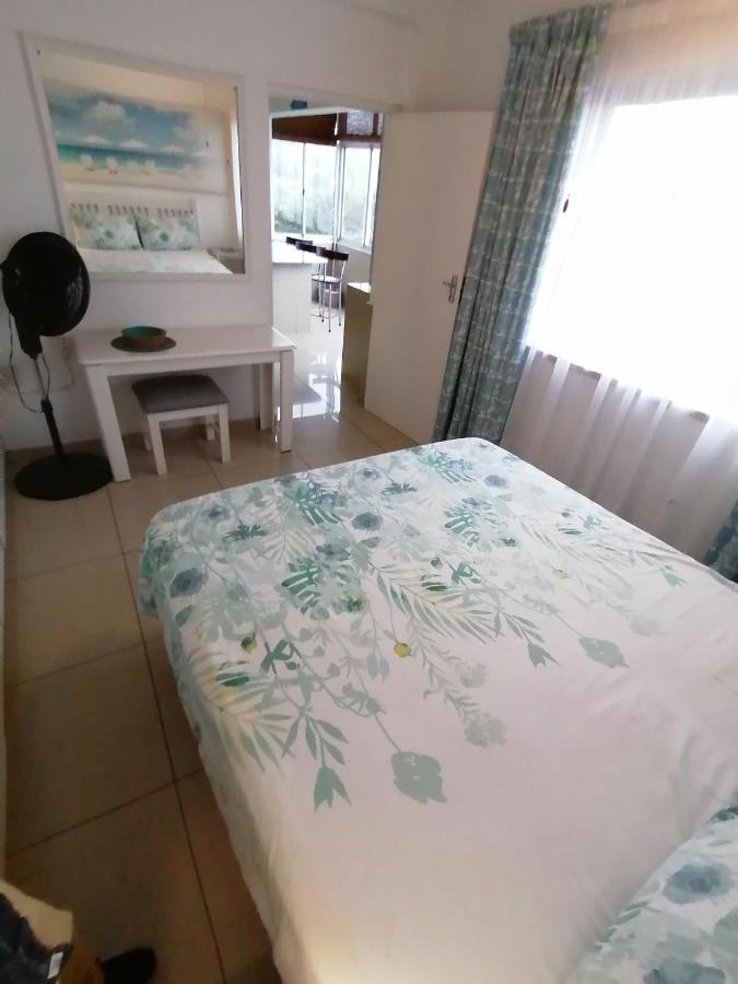 Seaview Apartment Amanzimtoti Εξωτερικό φωτογραφία