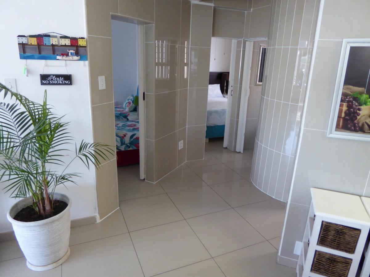 Seaview Apartment Amanzimtoti Εξωτερικό φωτογραφία